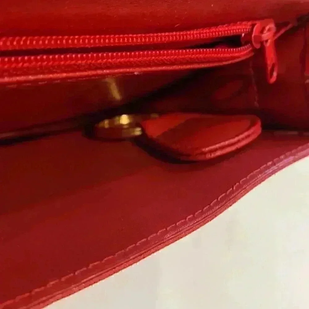 Buxton wallet/crossbody